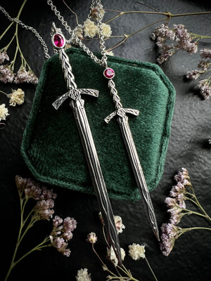 Small Goldryn Sword