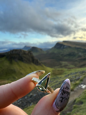 1.05ct Sapphire Shire