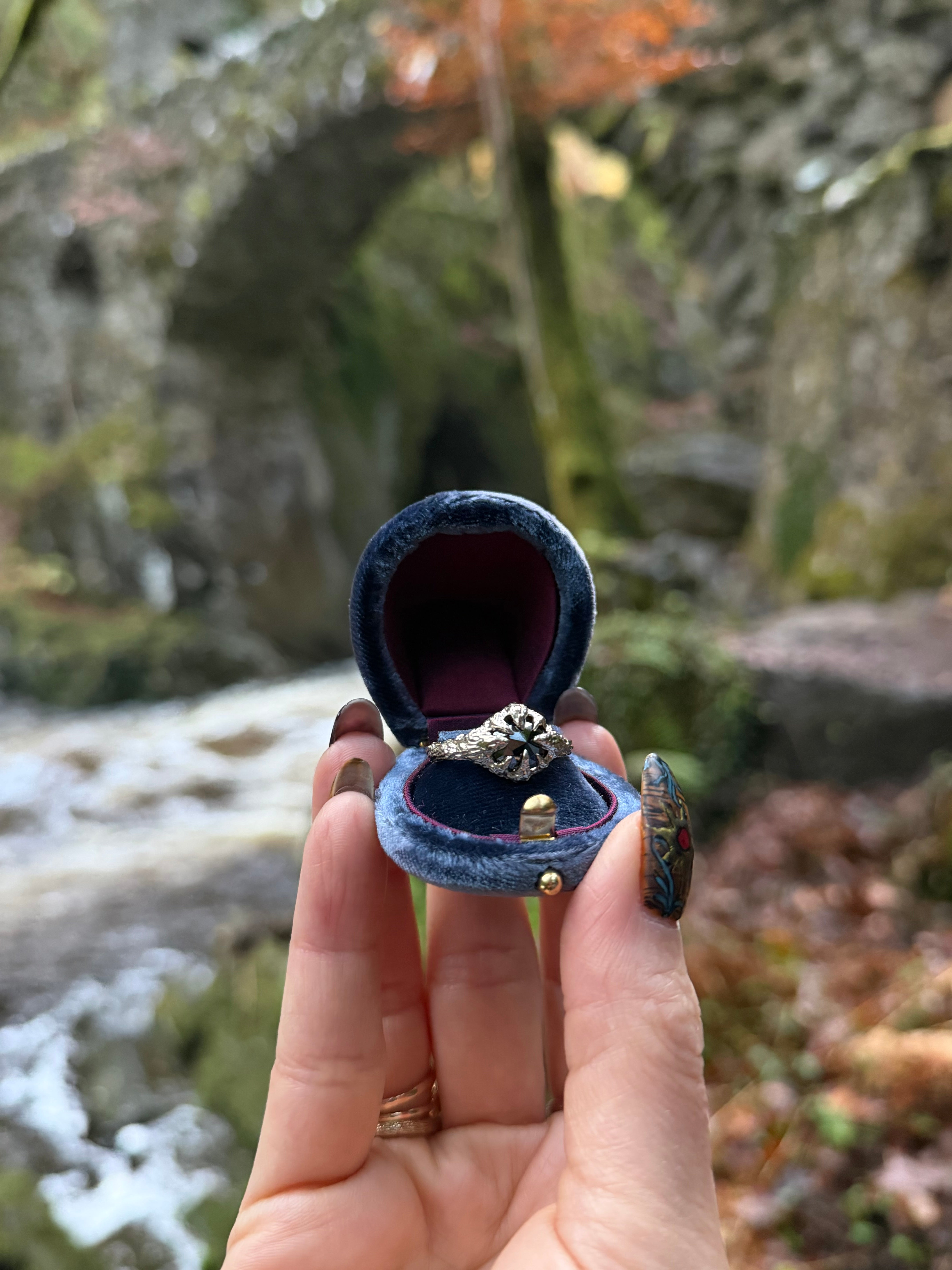 1.90ct Diamond Silver Flames Ring