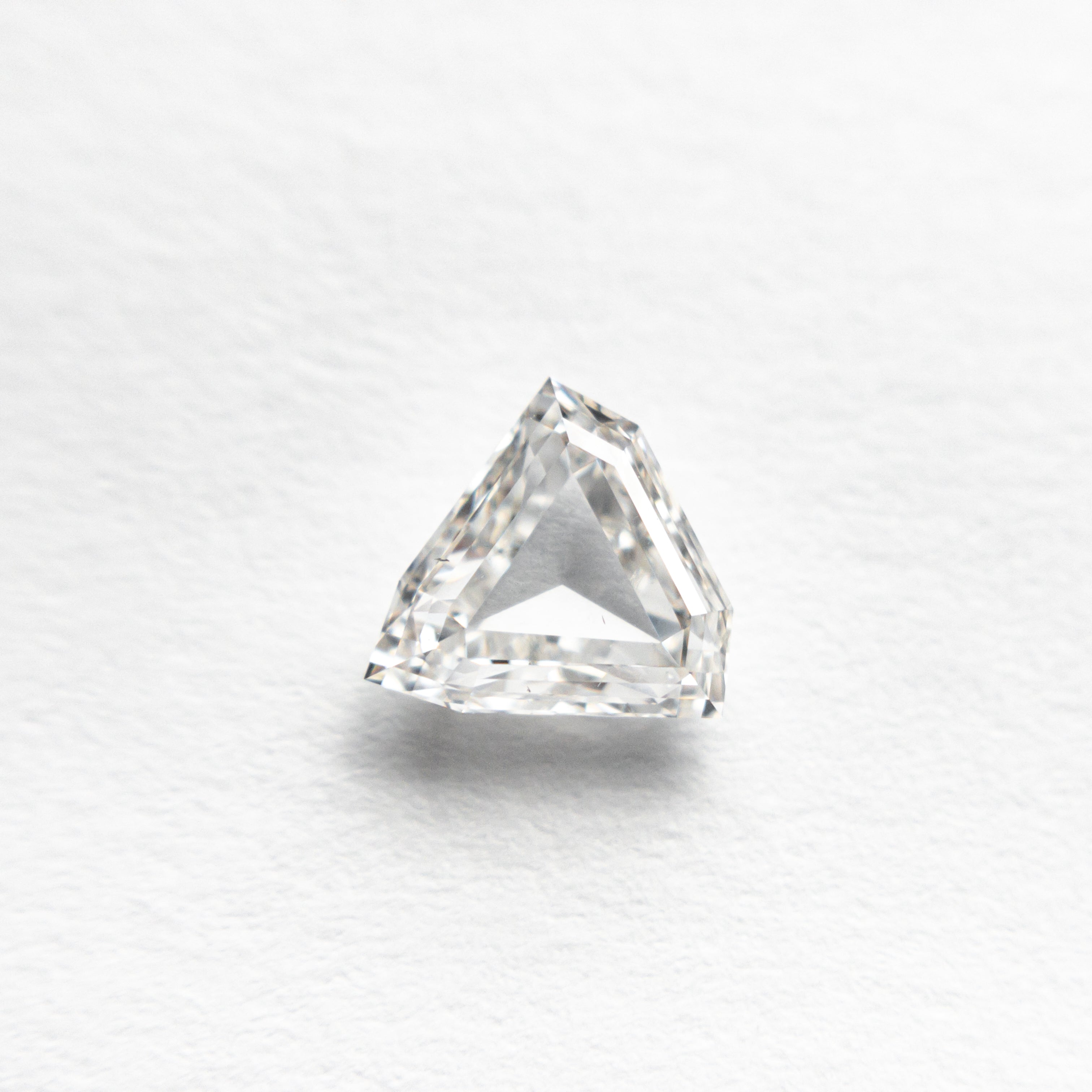 0.71ct 6.10x6.47x2.53mm SI1 F Shield Step Cut 🇨🇦 21299-01
