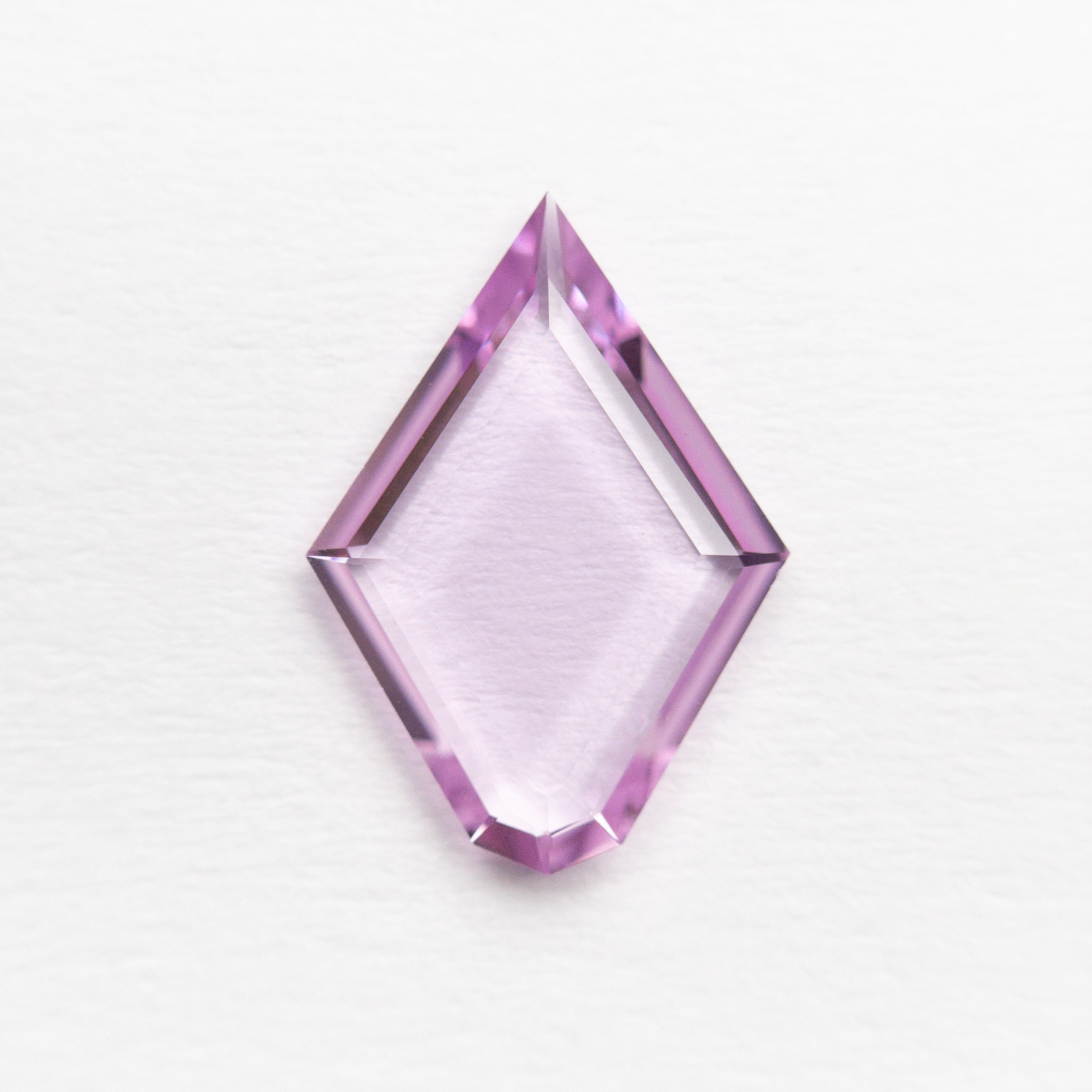 0.84ct 10.20x7.20x1.37mm Kite Portrait Cut Sapphire 22895-01