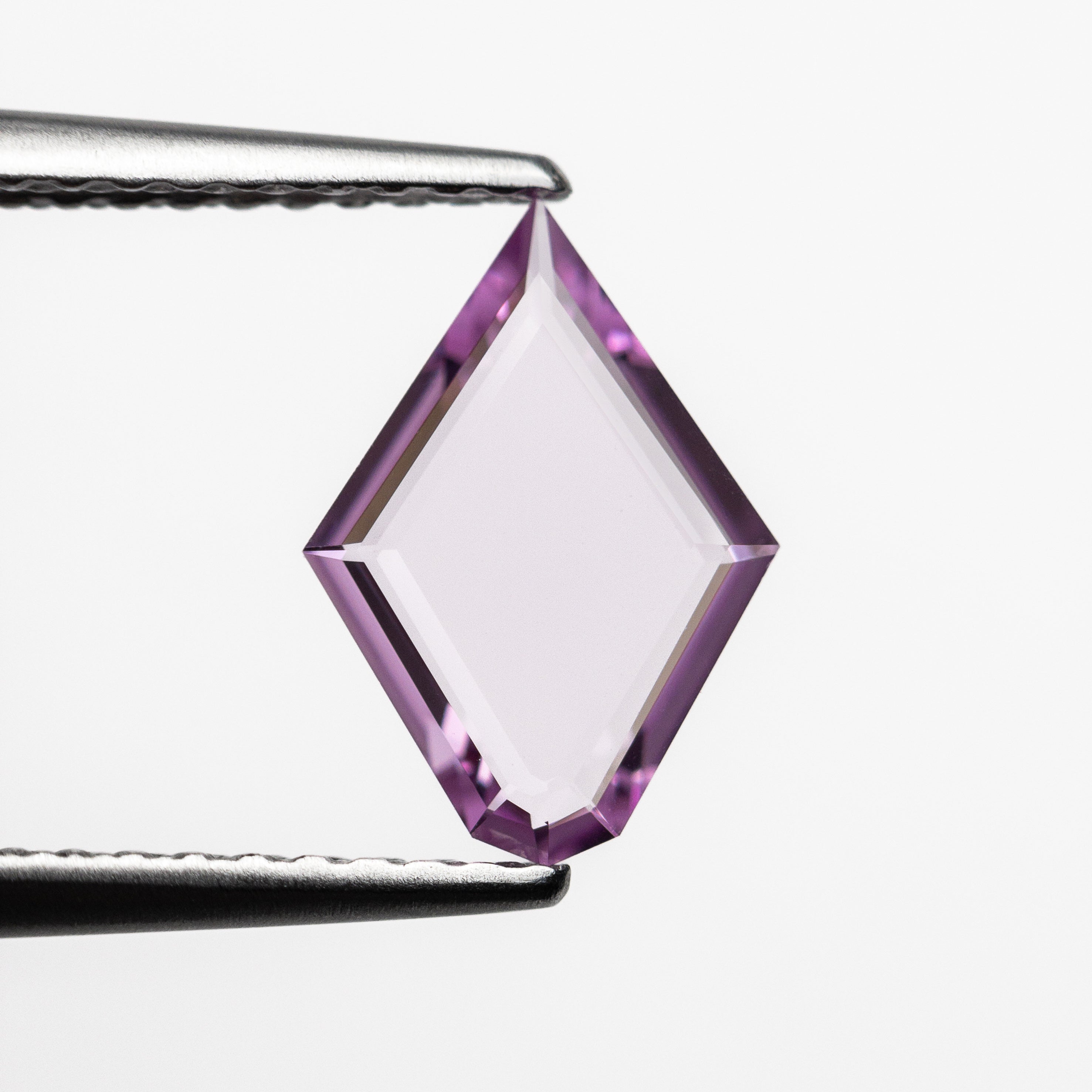 0.84ct 10.20x7.20x1.37mm Kite Portrait Cut Sapphire 22895-01