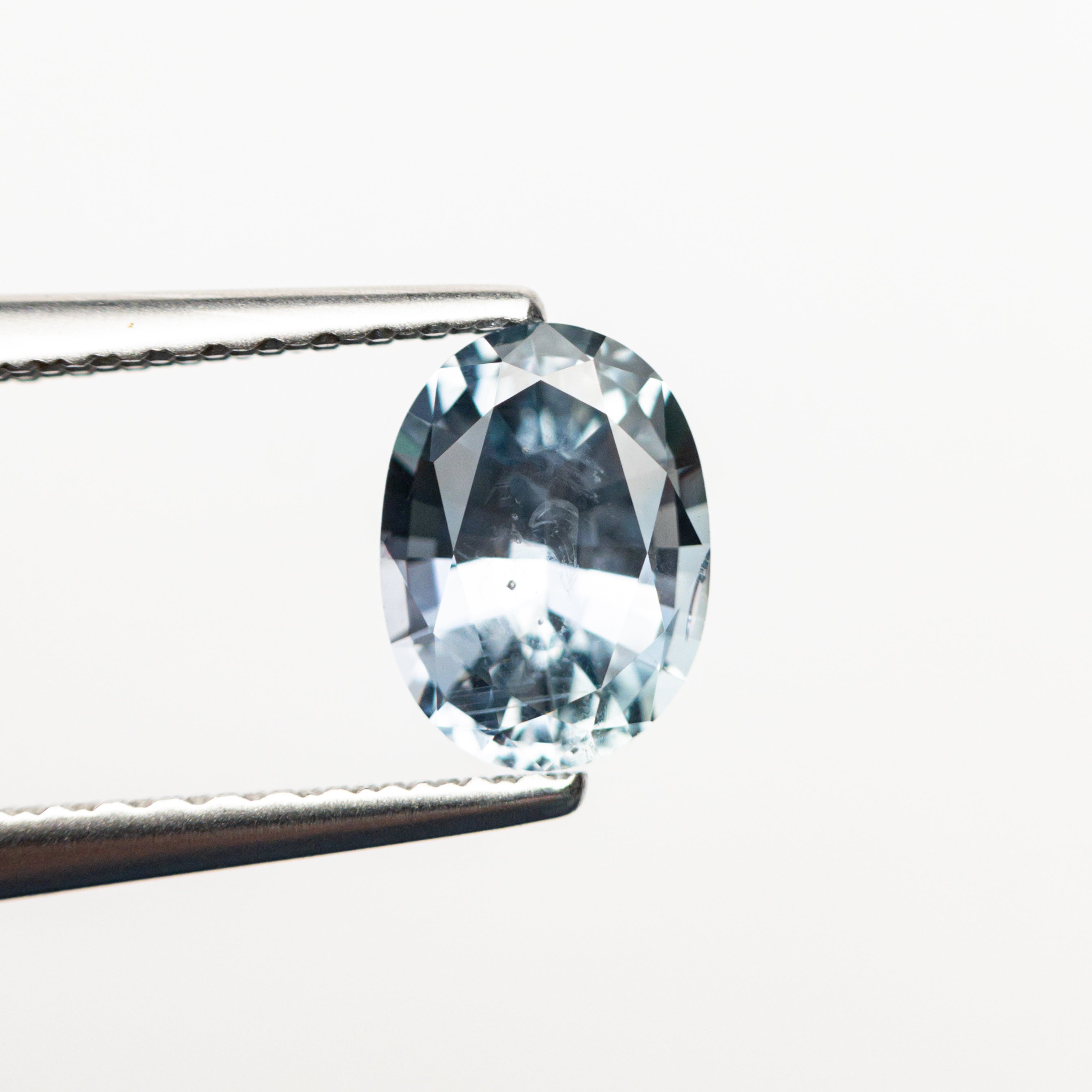 1.09ct 6.91x5.09x3.81mm Oval Brilliant Sapphire 23426-29