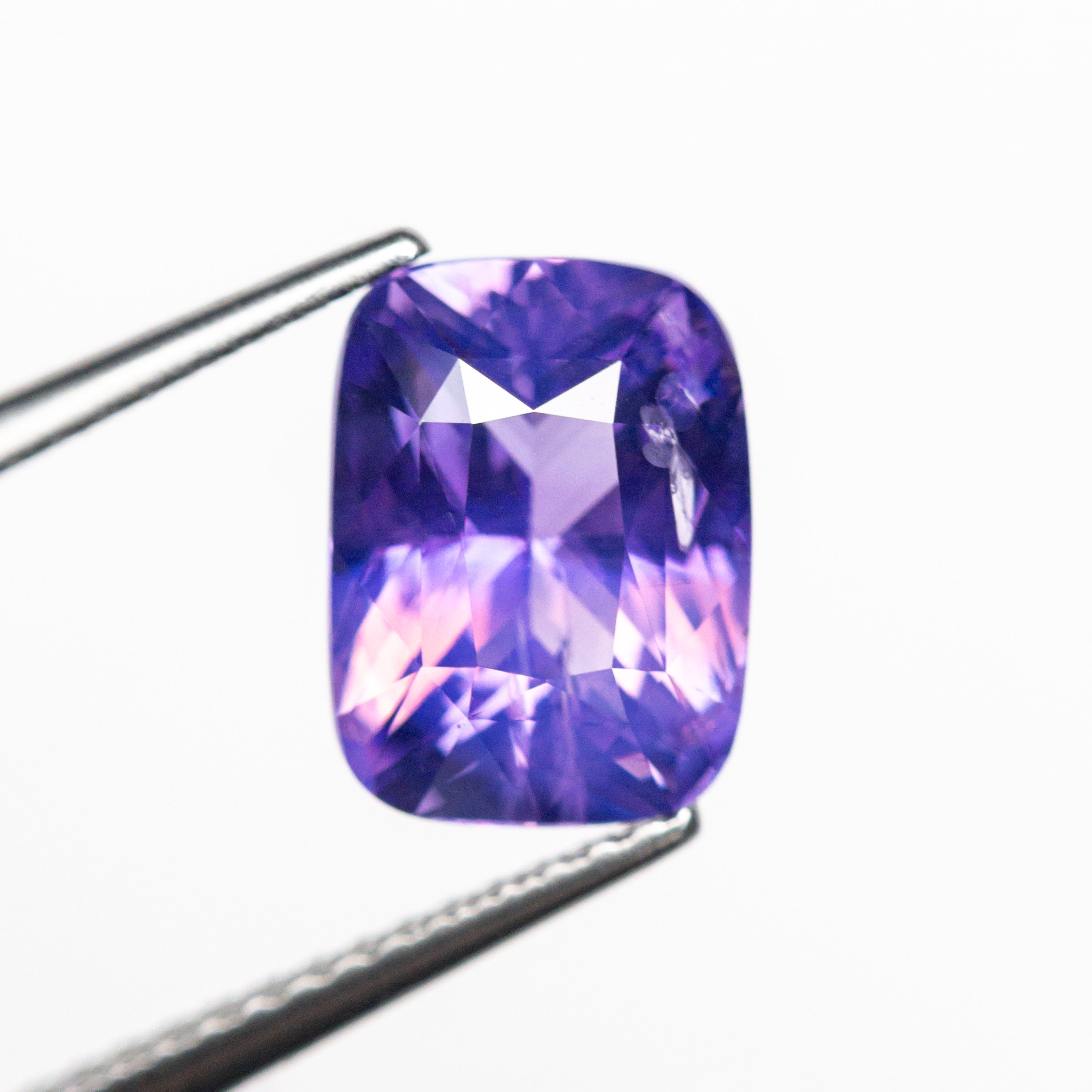 3.13ct 9.54x7.10x5.05mm Cushion Brilliant Sapphire 23628-01
