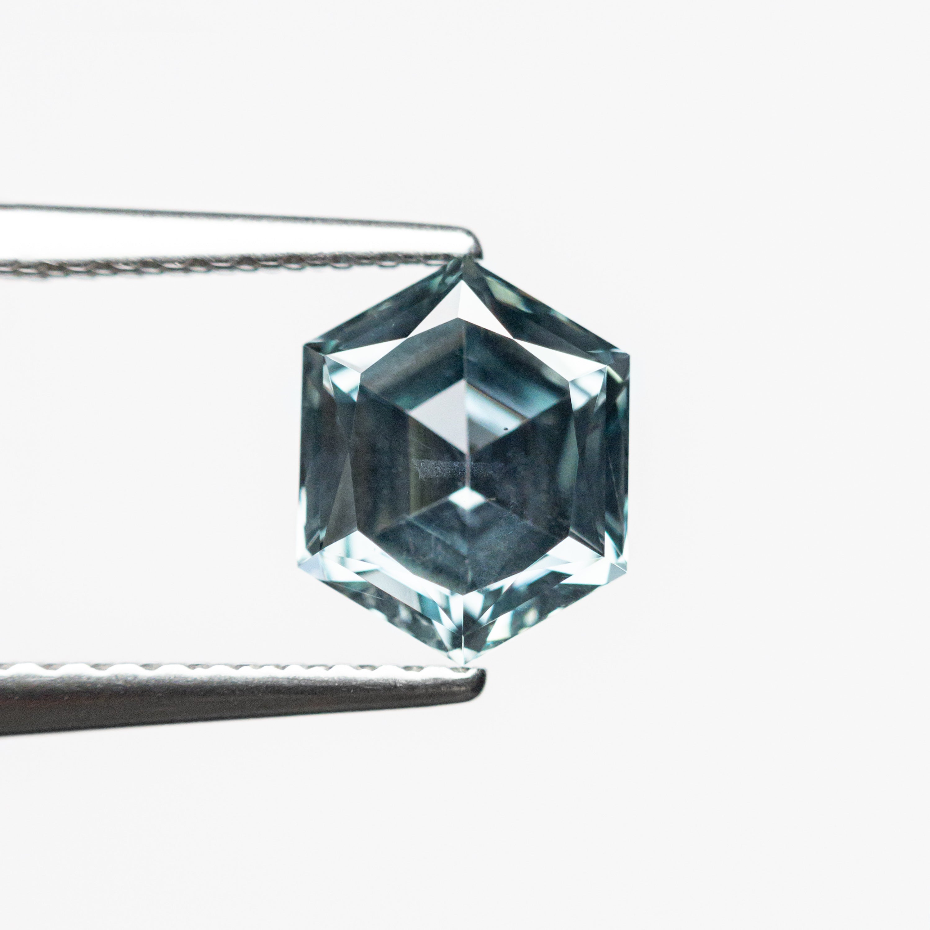 1.40ct 7.36x5.90x3.91mm Hexagon Brilliant Sapphire 23670-09