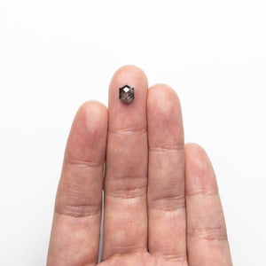 1.68ct 7.89x5.76x3.87mm Hexagon Step Cut 23835-04