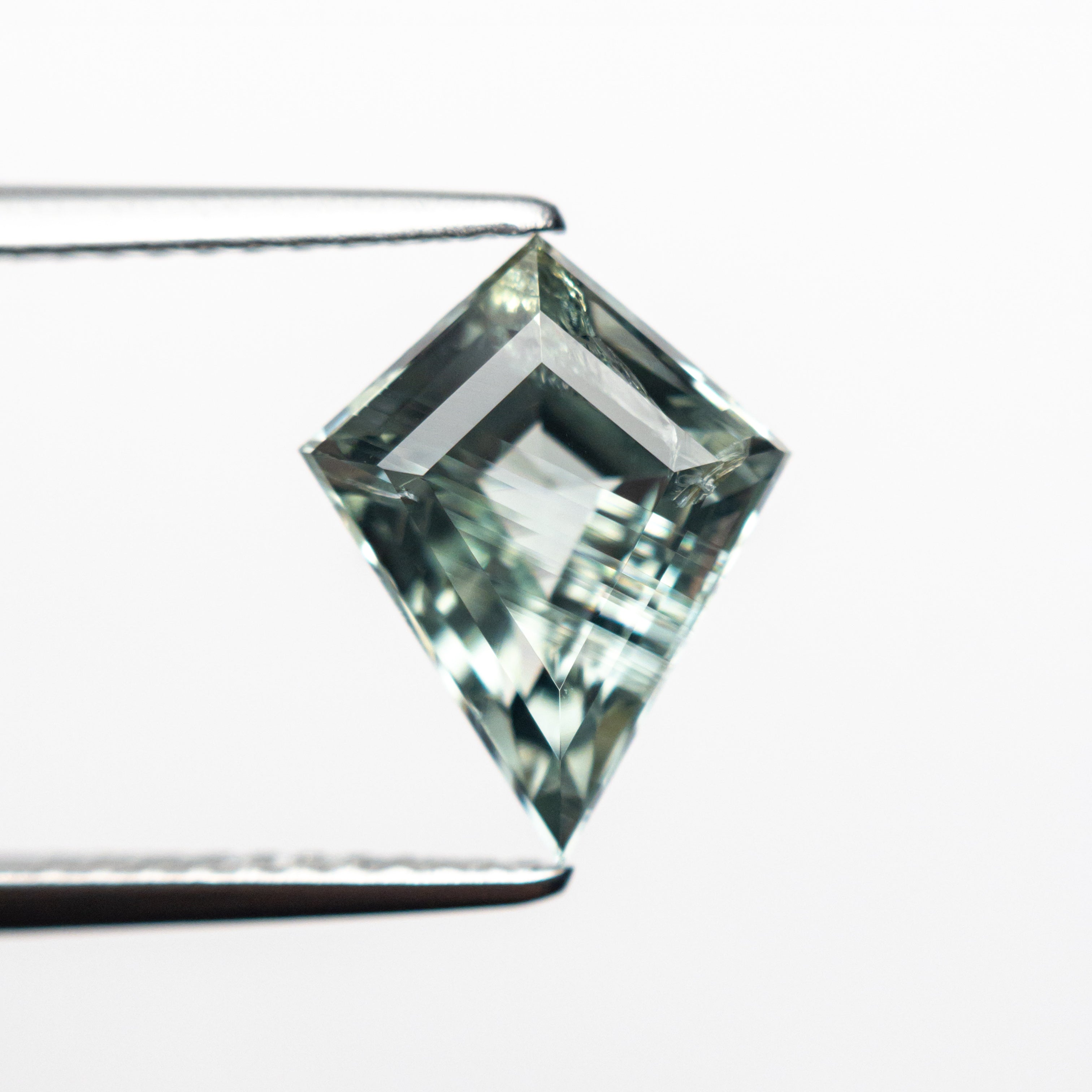 2.51ct 10.96x8.58x4.92mm Kite Step Cut Sapphire 23964-01