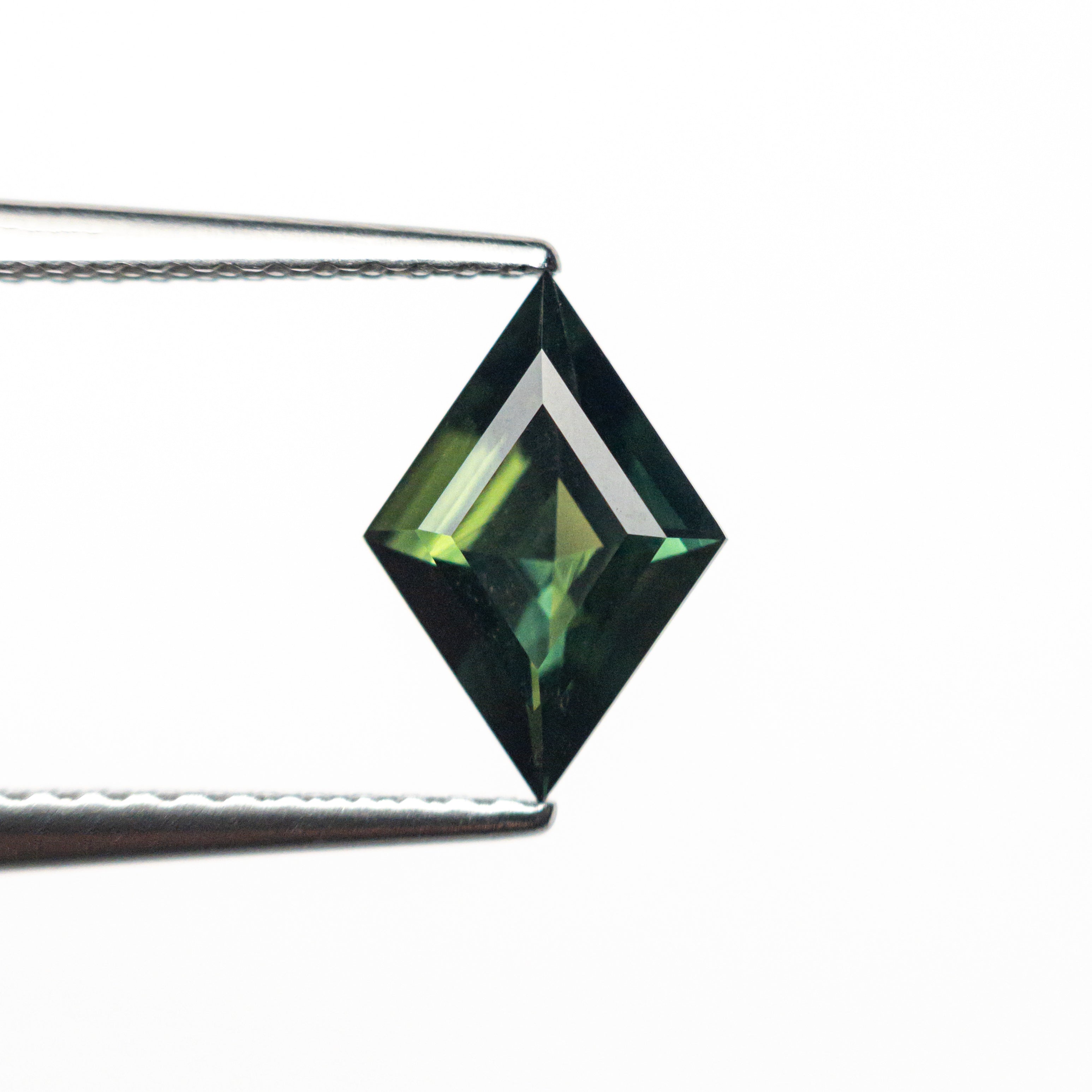 1.02ct 9.57x6.54x3.58mm Kite Step Cut Sapphire 26513-01