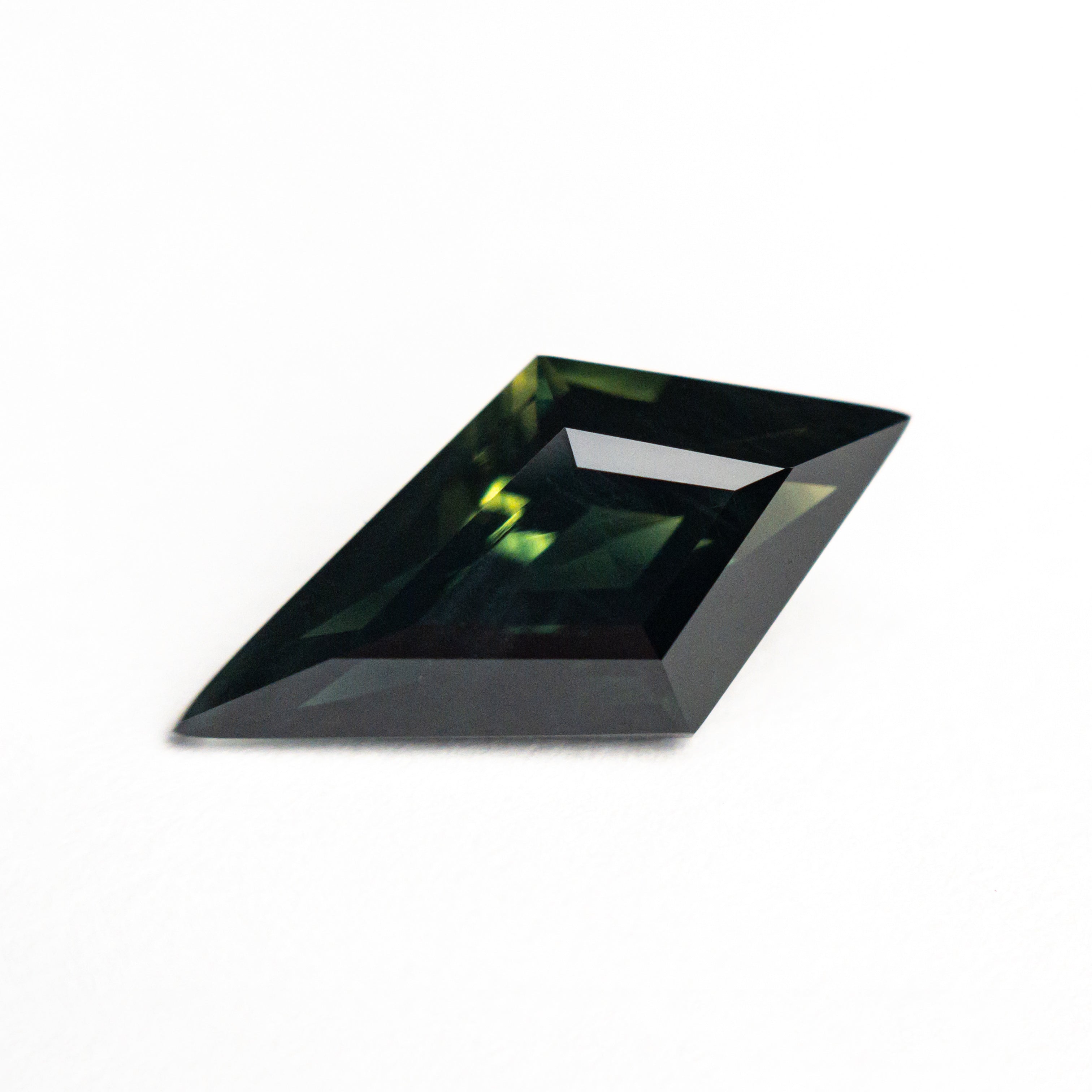 2.33ct 14.05x7.16x4.62mm Kite Step Cut Sapphire 26635-02
