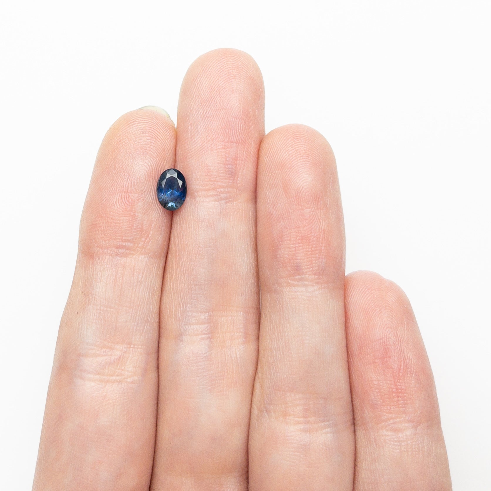 0.73ct 6.41x4.65x3.22mm Oval Brilliant Sapphire 26668-13