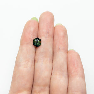 1.66ct 8.22x6.55x4.20mm Hexagon Step Cut Sapphire 26728-02