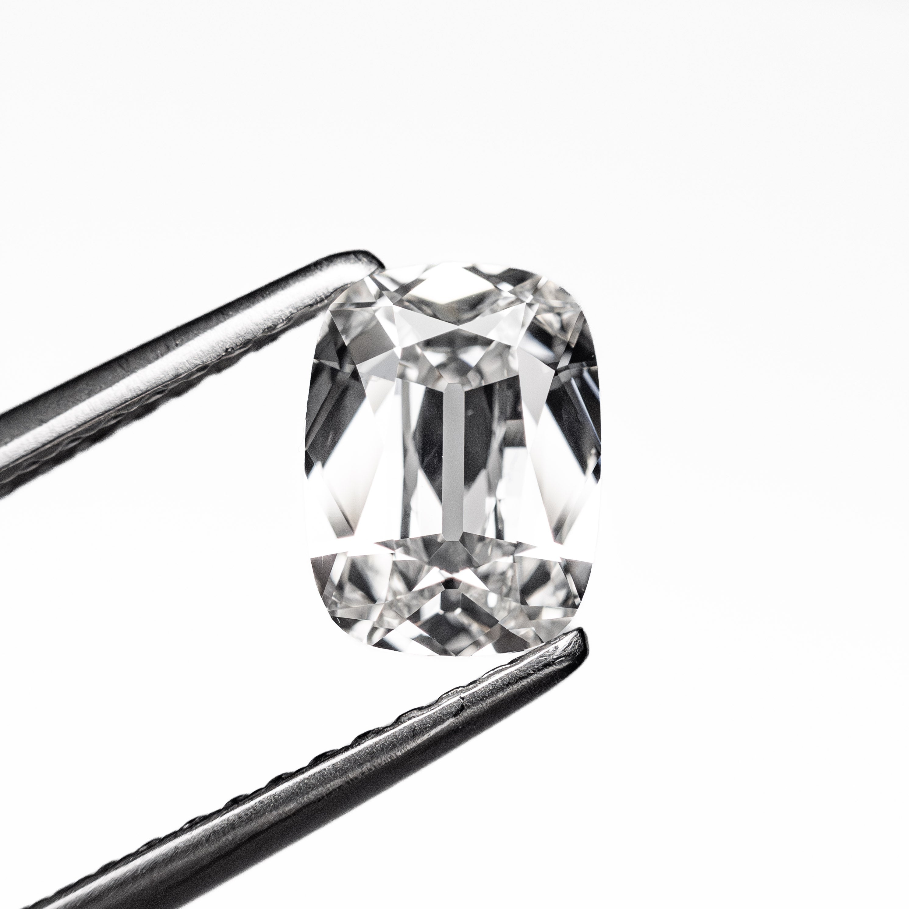 1.01ct 7.08x6.29x3.00mm VVS2 F Modern Antique Old Mine Cut 26744-02