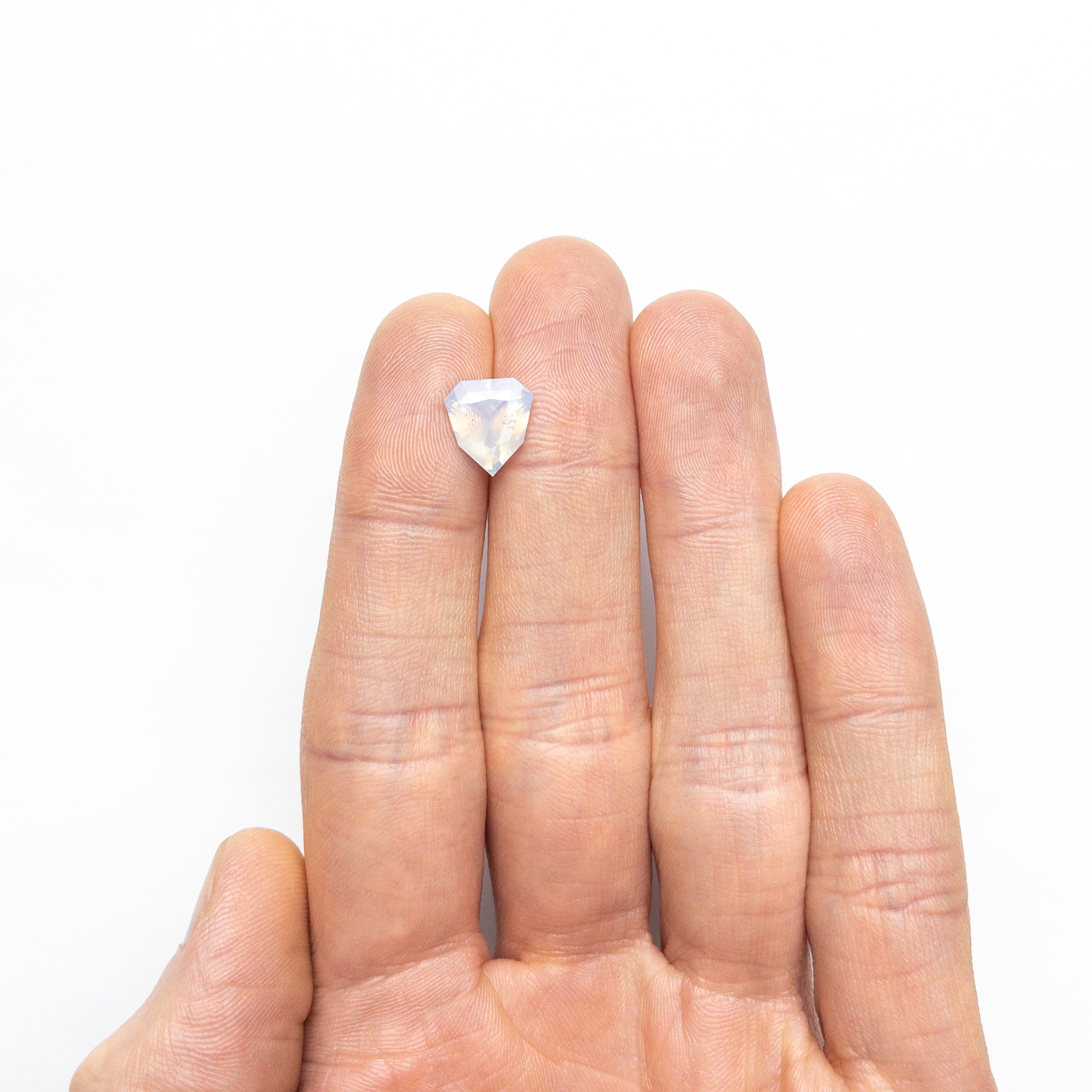 3.03ct 10.51x9.61x4.58mm Shield Brilliant Sapphire 27159-01