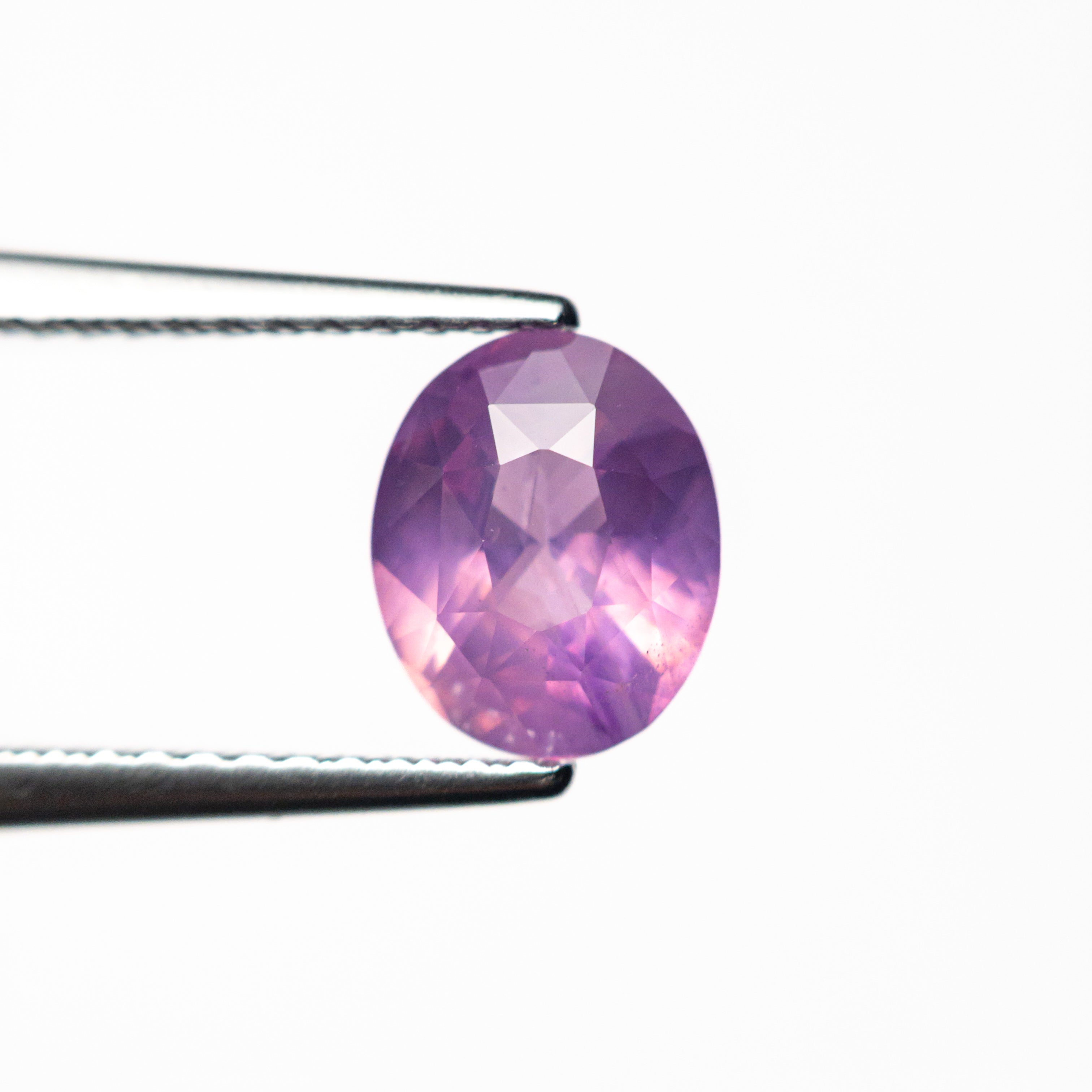 1.52ct 7.52x6.16x4.06mm Oval Brilliant Sapphire 27217-01