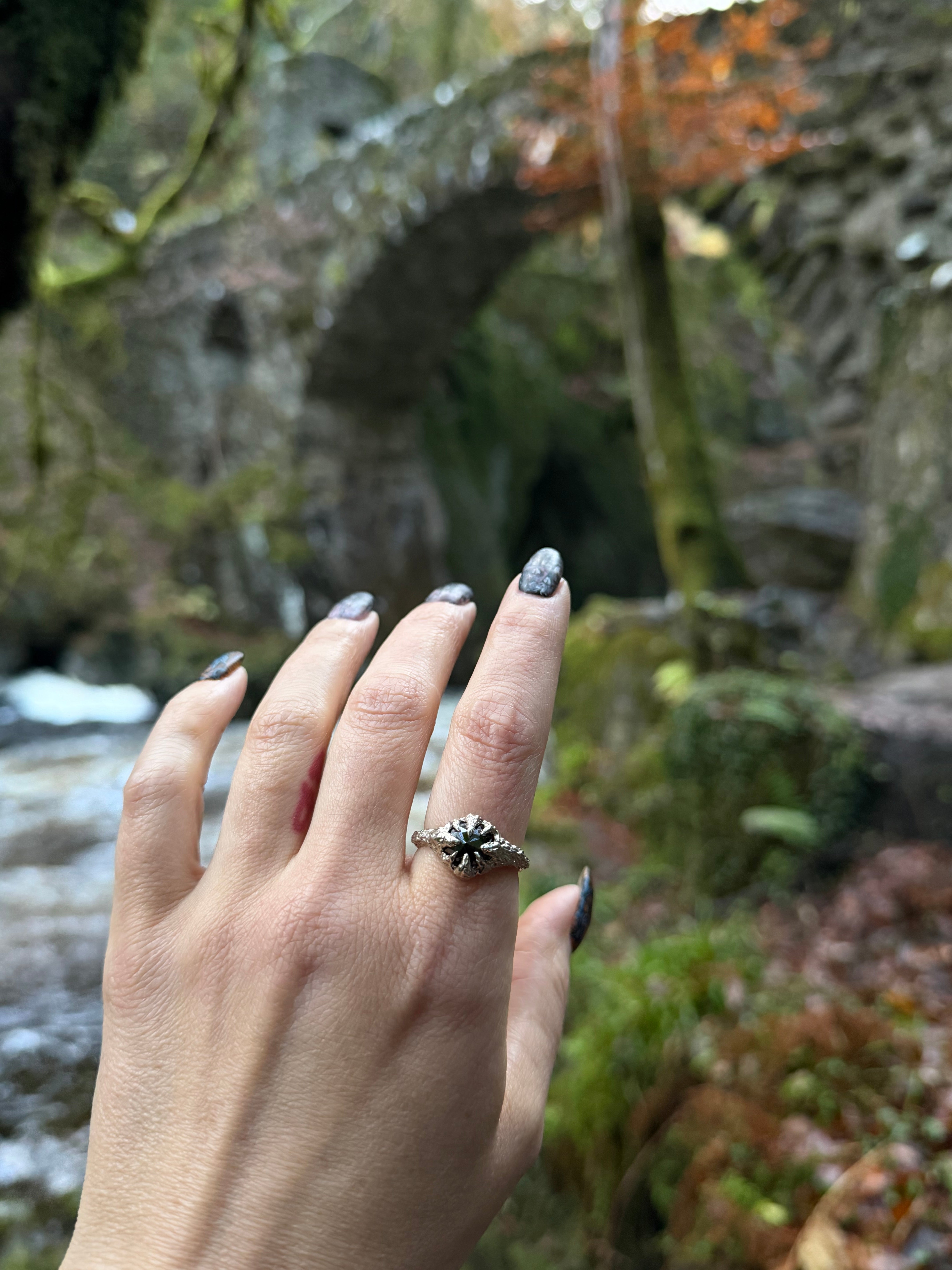 1.90ct Diamond Silver Flames Ring