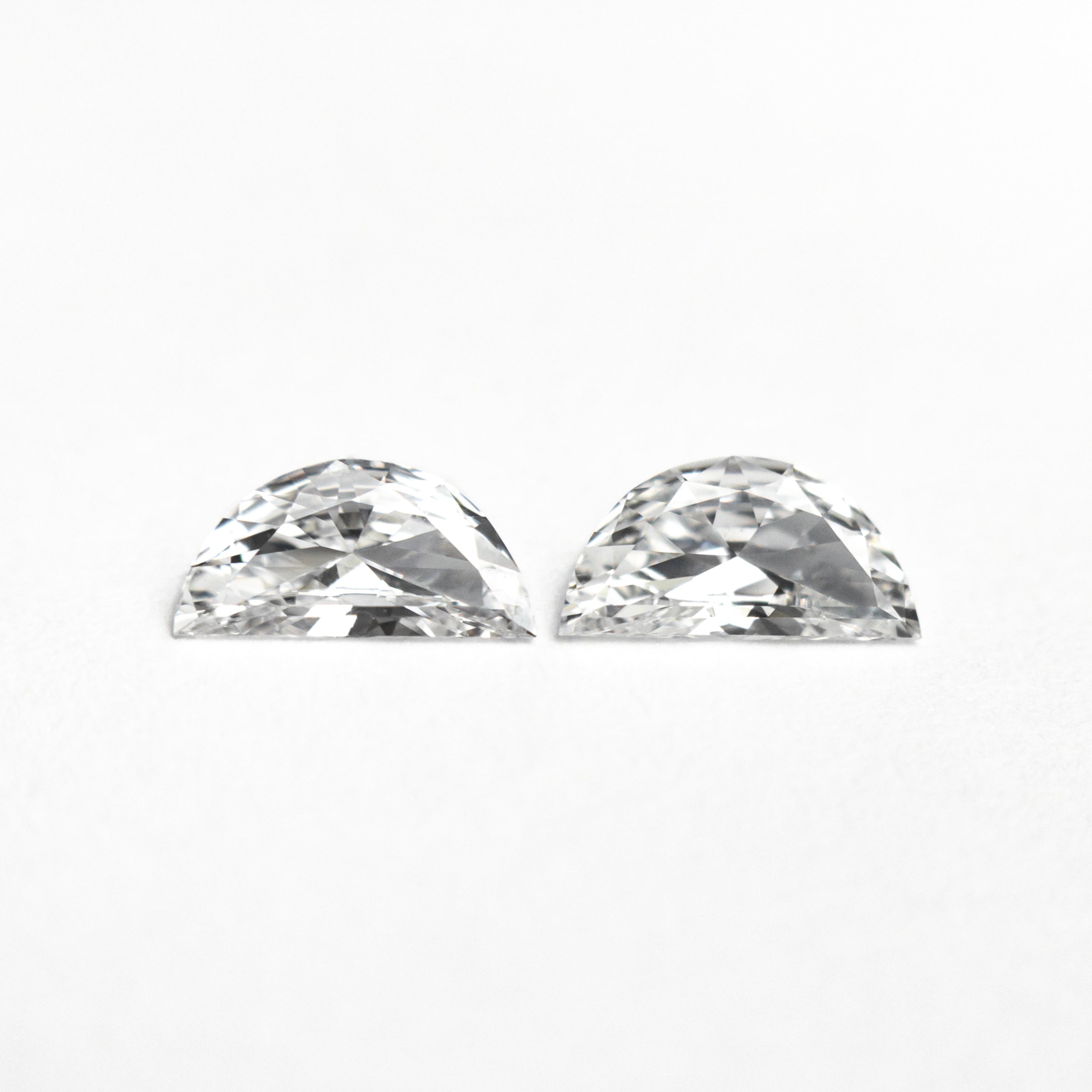 0.32cttw 2pc 5.80x2.93x1.37mm 5.95x3.02x1.48mm D-E VVS Half Moon Brilliant Matching Pair 26309-01