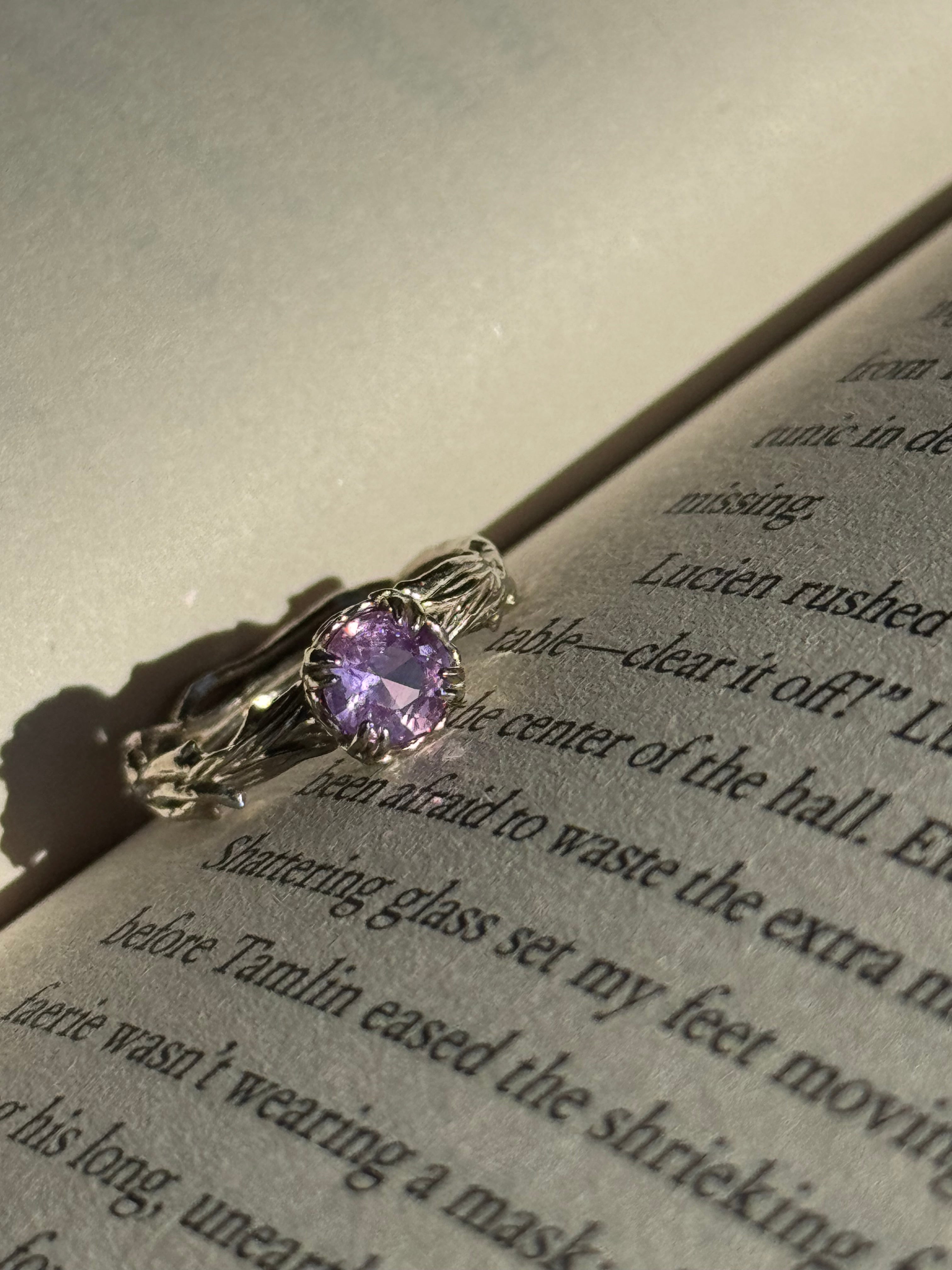 0.79ct Sapphire Thorns + Roses