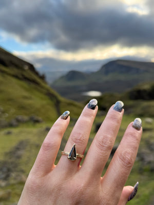 1.05ct Sapphire Shire