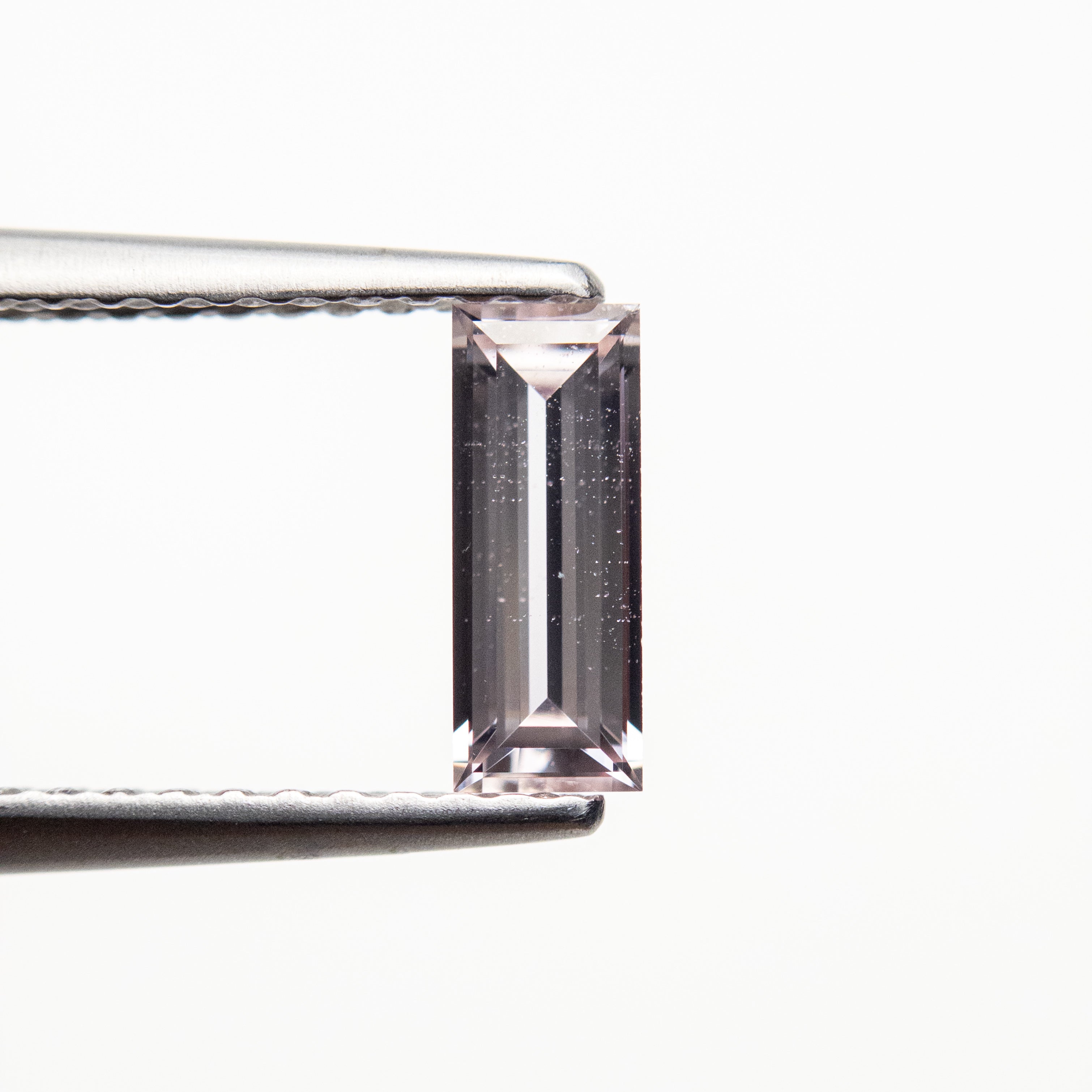 0.46ct 7.51x2.89x1.89mm Baguette Step Cut Sapphire 22848-01