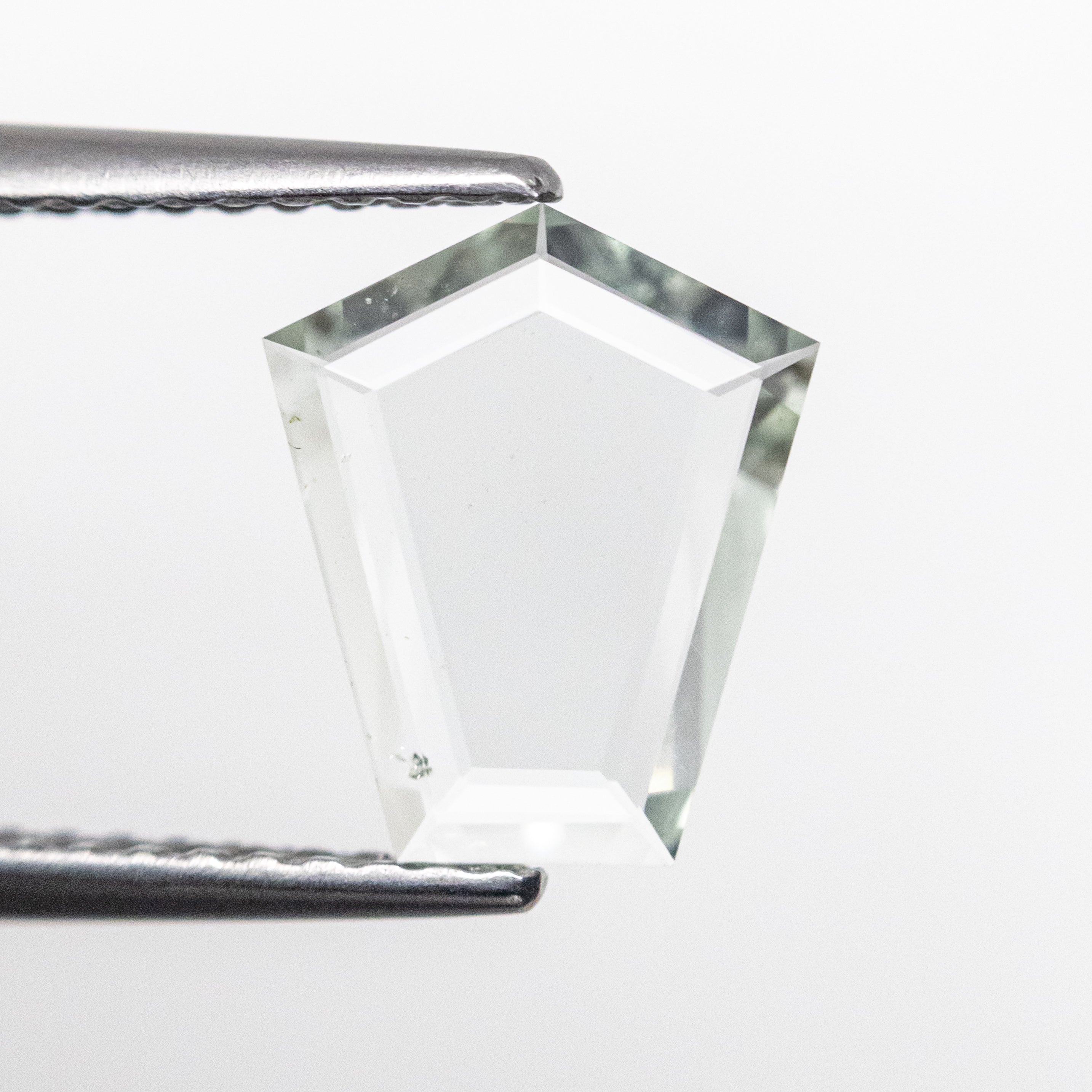 1.03ct 9.40x7.88x1.32mm Pentagon Portrait Cut Sapphire 22910-01