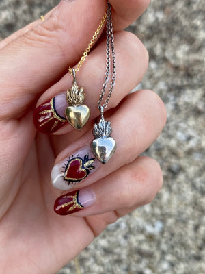 Sacred heart deals pendant